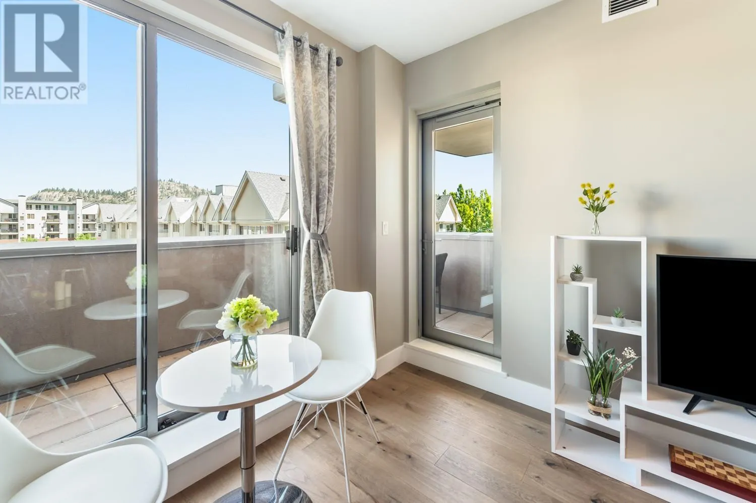 2040 Springfield Road Unit# 307