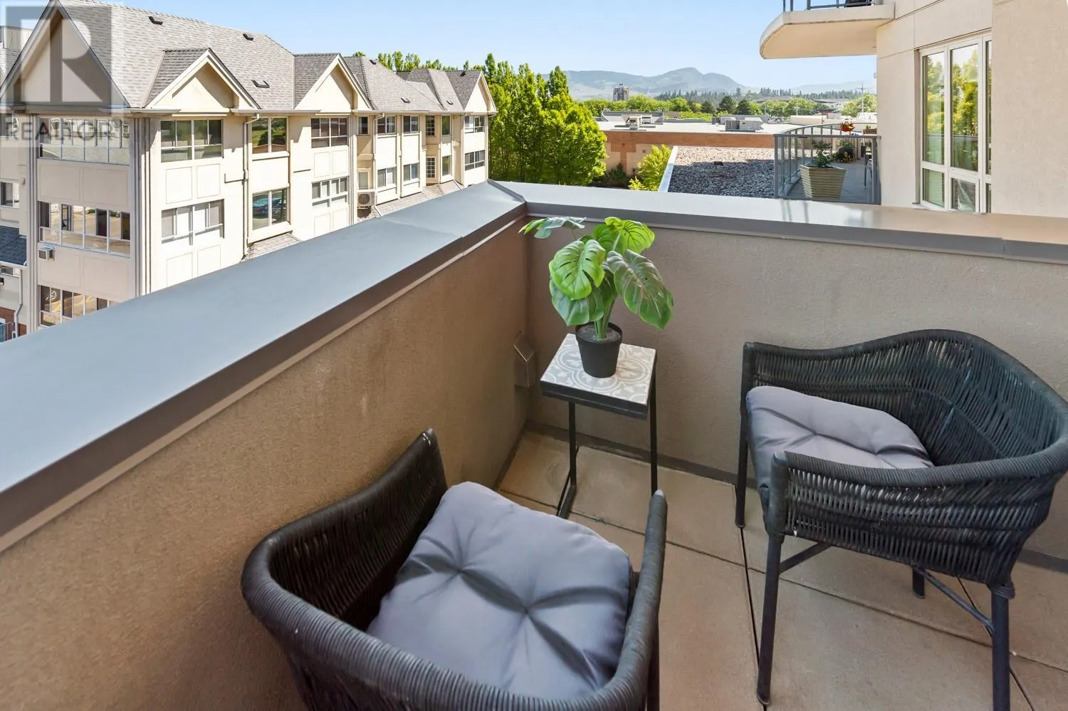 2040 Springfield Road Unit# 307