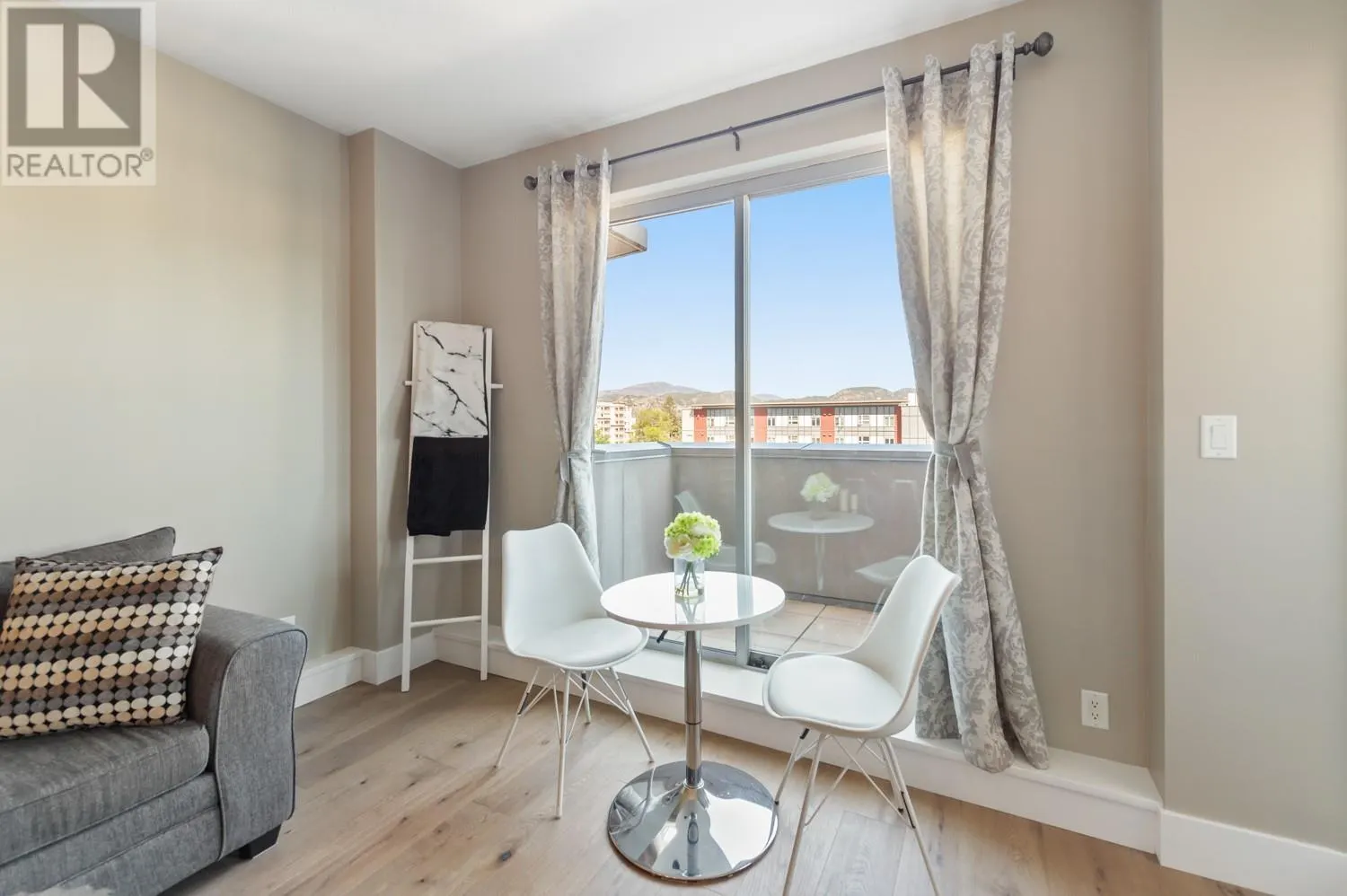 2040 Springfield Road Unit# 307