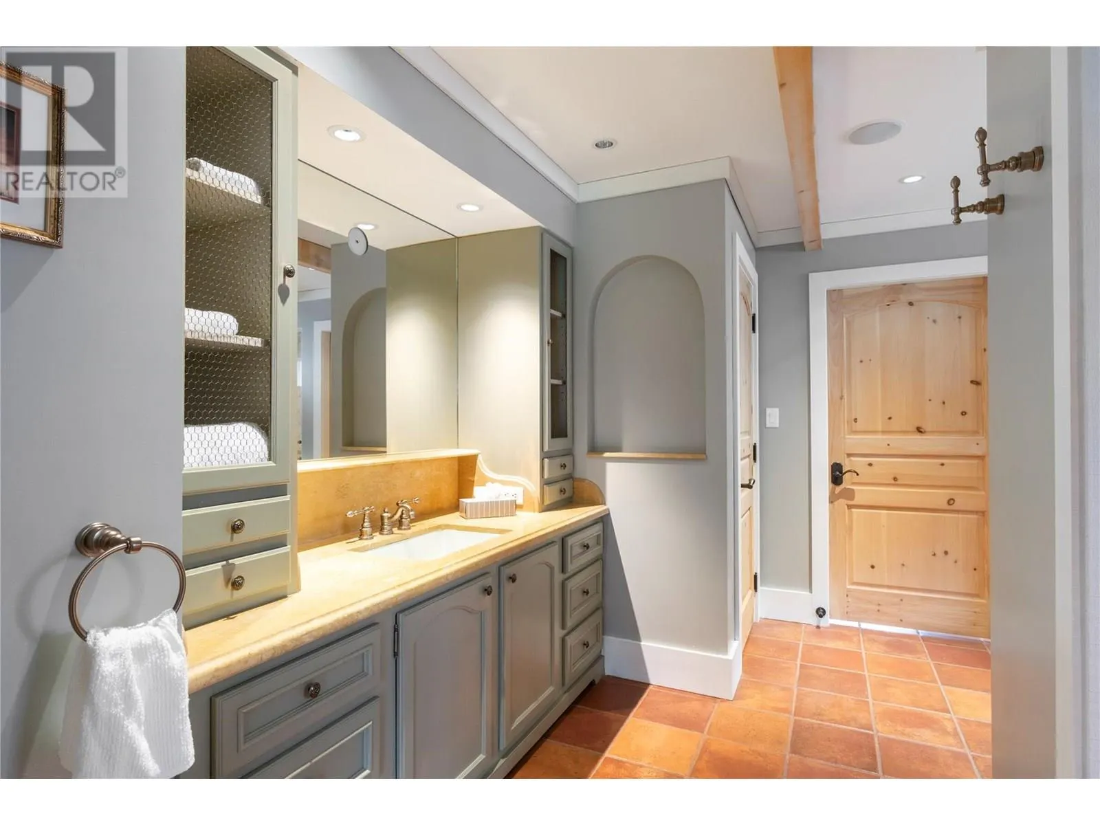 420 Hudson Street NW Unit# 12