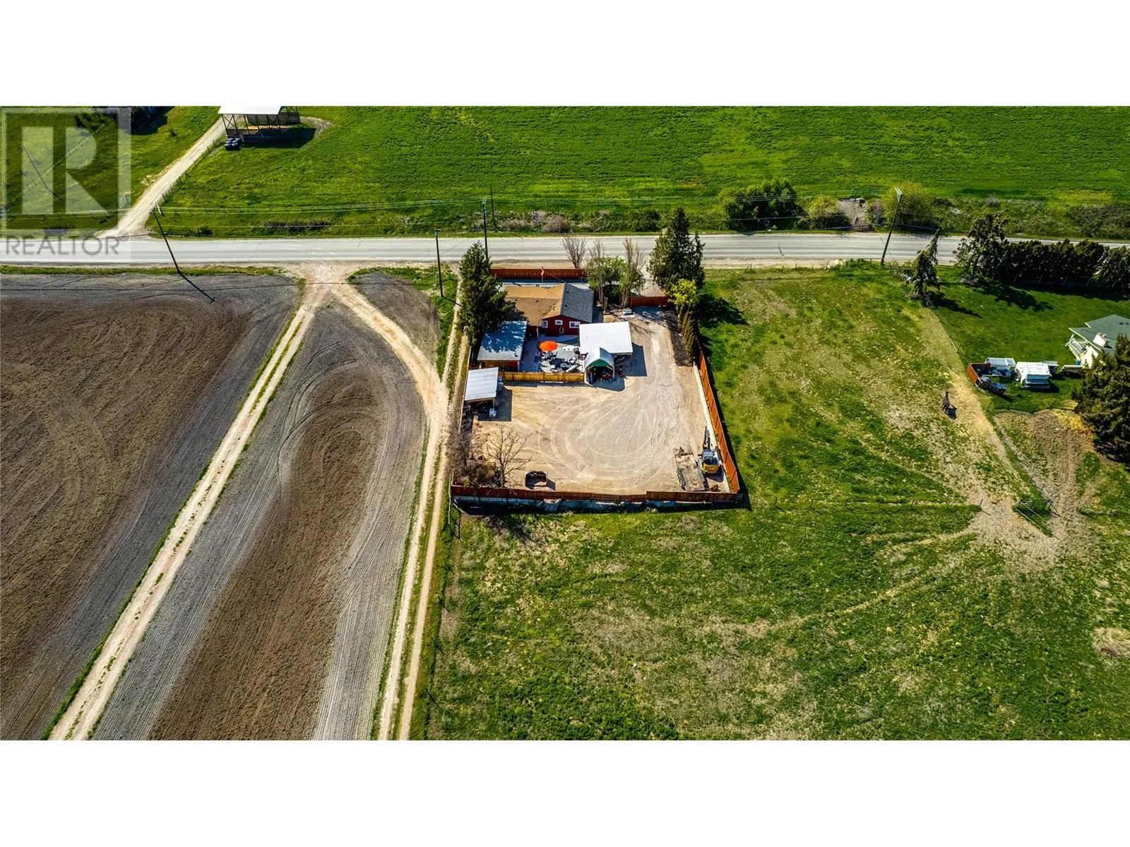 6049 Old Kamloops Road