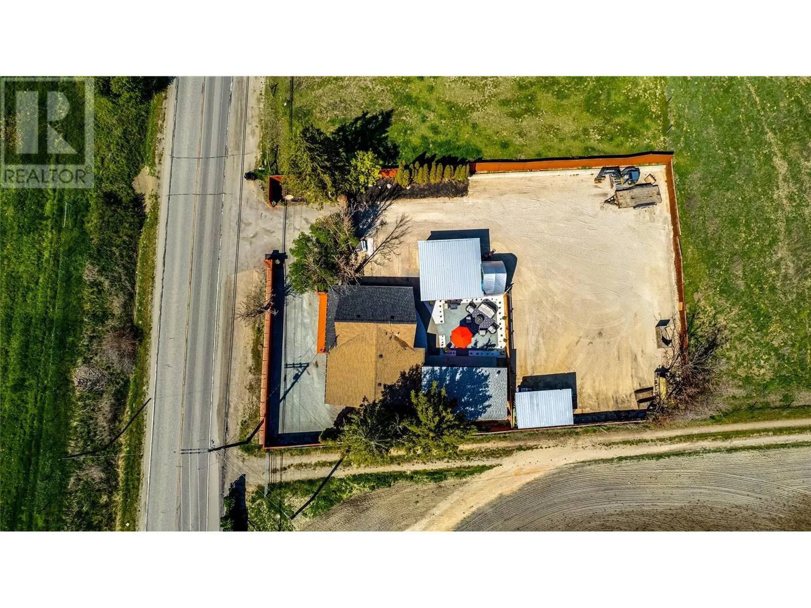 6049 Old Kamloops Road