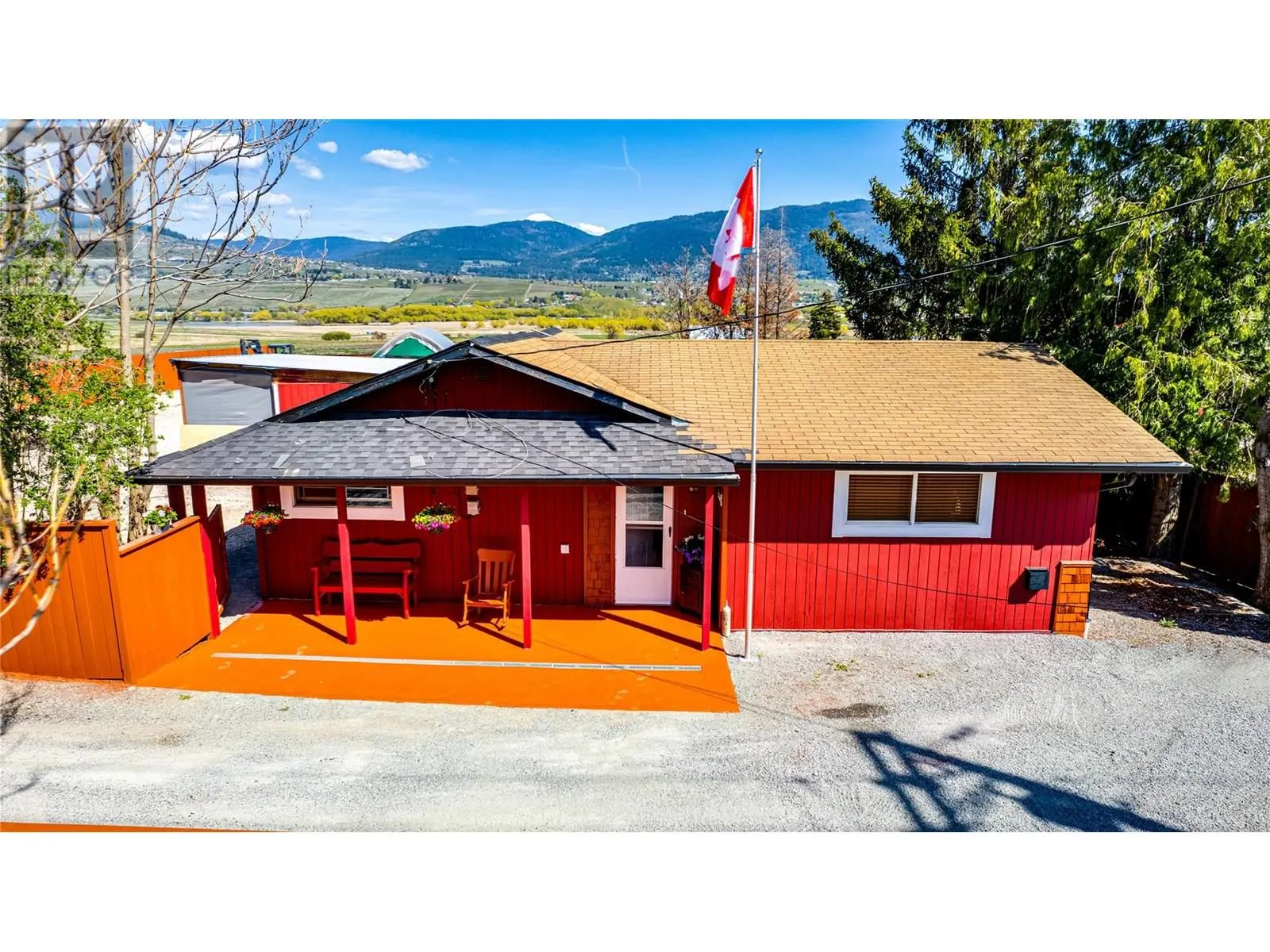 6049 Old Kamloops Road
