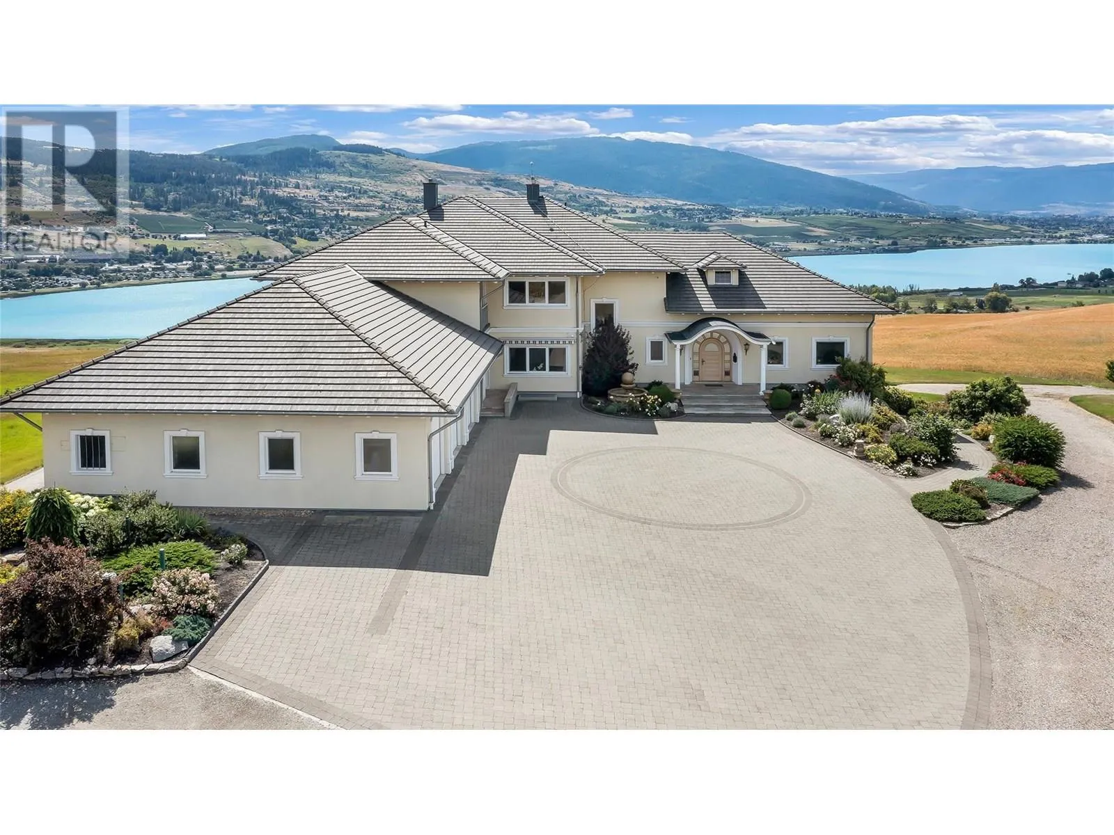 202 Stepping Stones Crescent