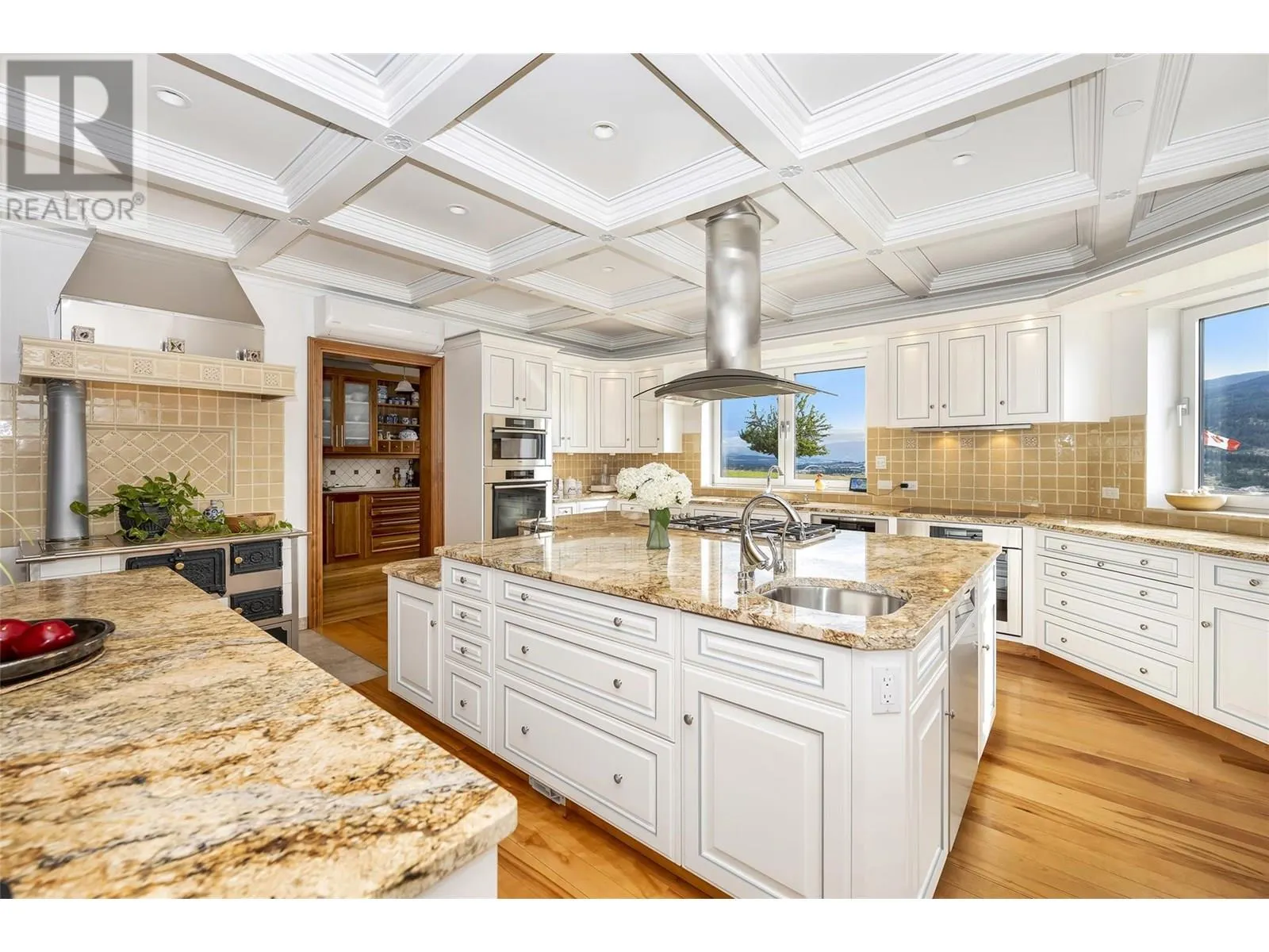 202 Stepping Stones Crescent