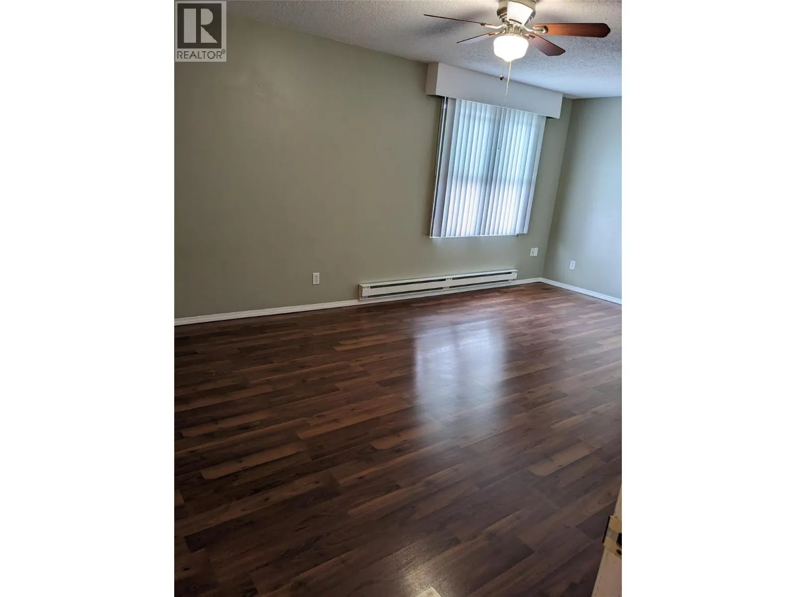 3800 40 Avenue Unit# 15