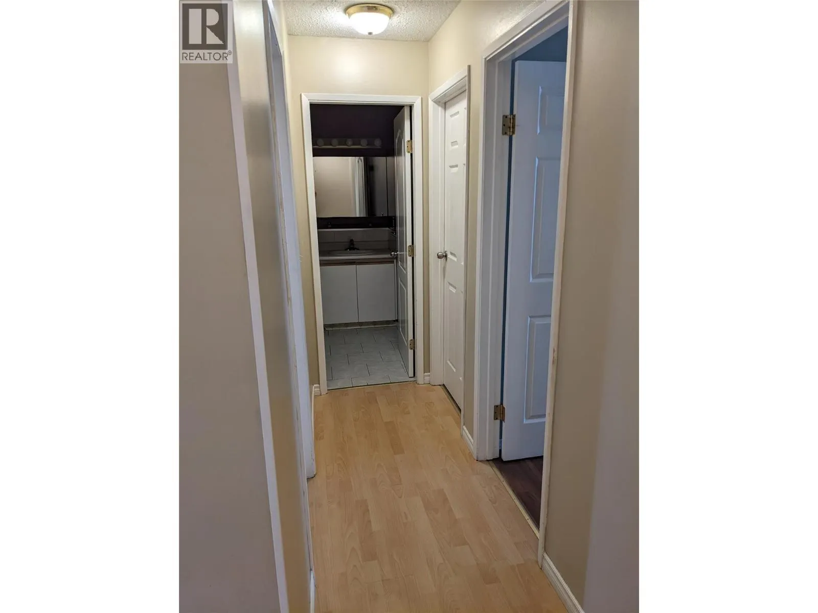 3800 40 Avenue Unit# 15