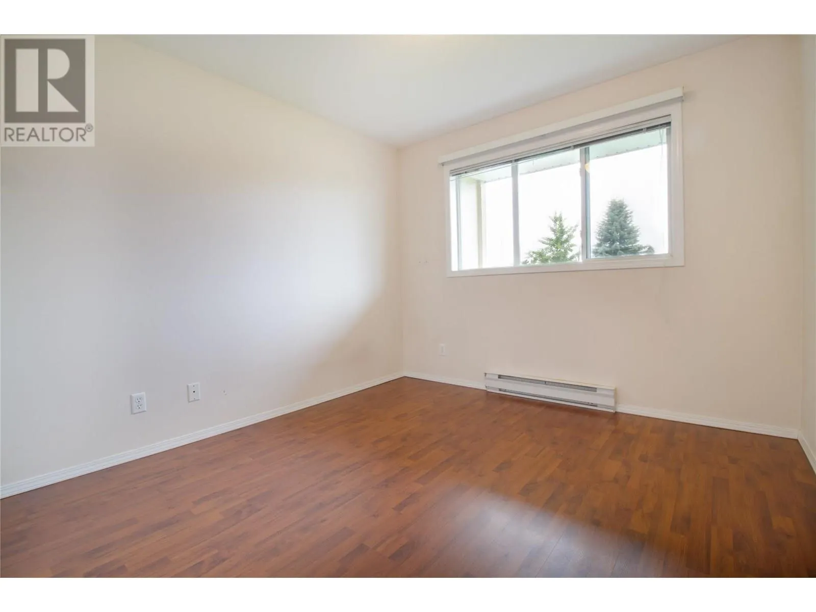 311 Sixth Street E Unit# 206