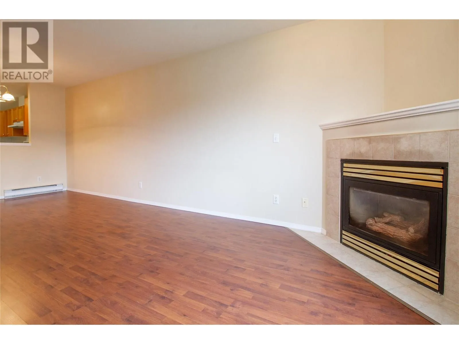 311 Sixth Street E Unit# 206