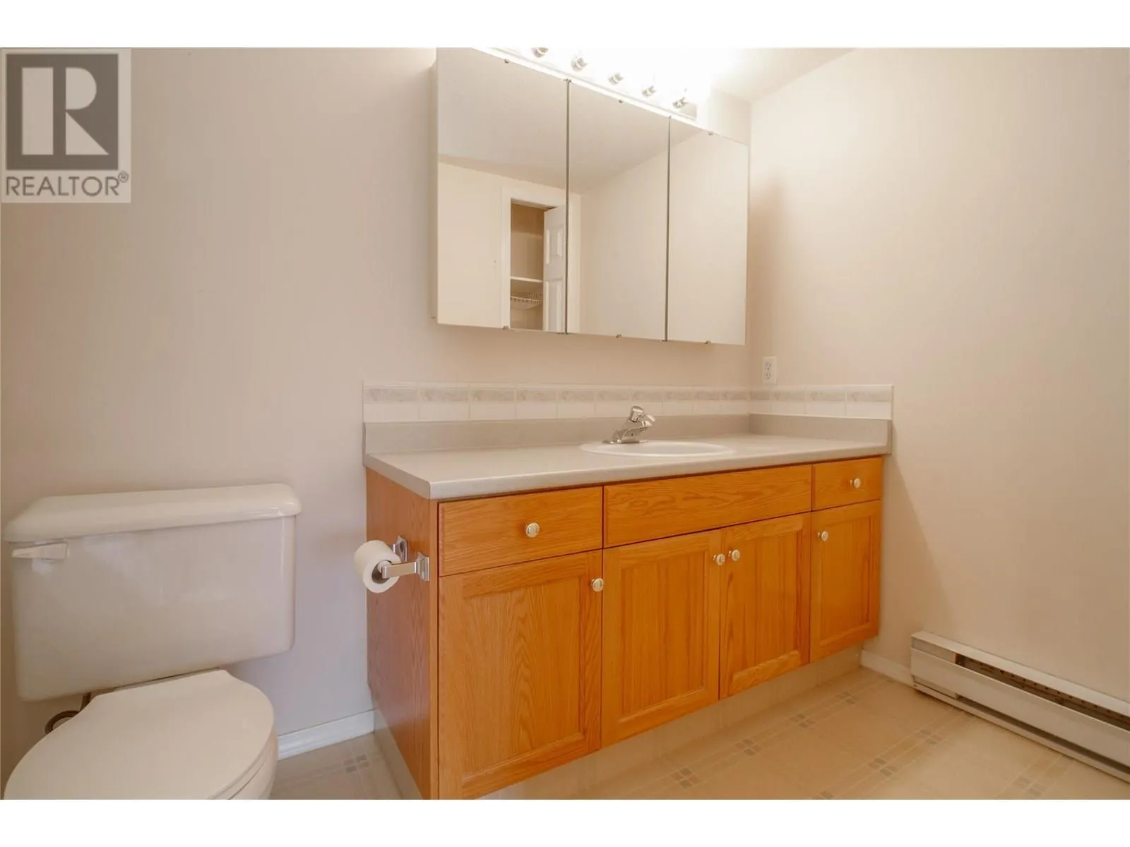 311 Sixth Street E Unit# 206