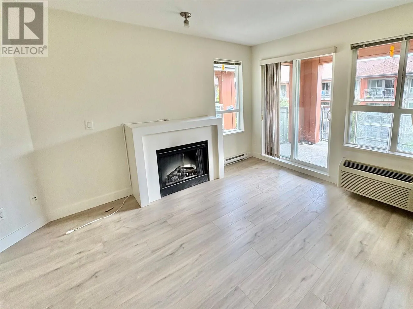 1099 Sunset Drive Unit# 441
