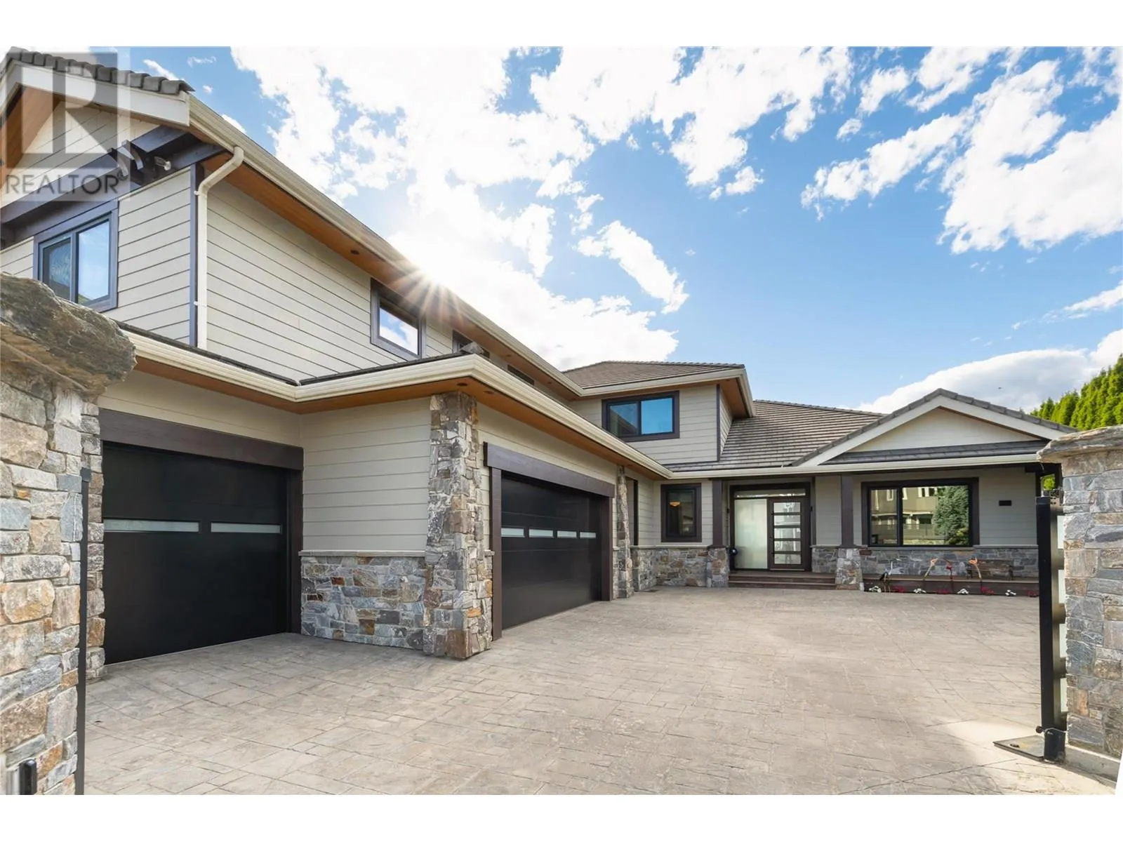 3908 Bluebird Road