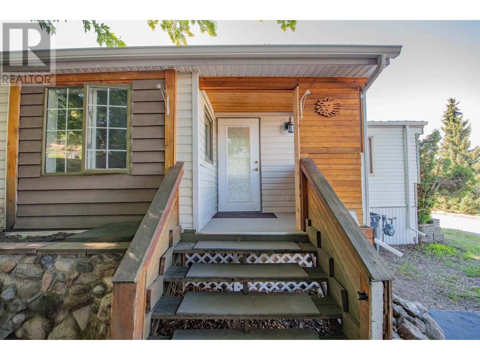 15401 Kalamalka Road Unit# 211