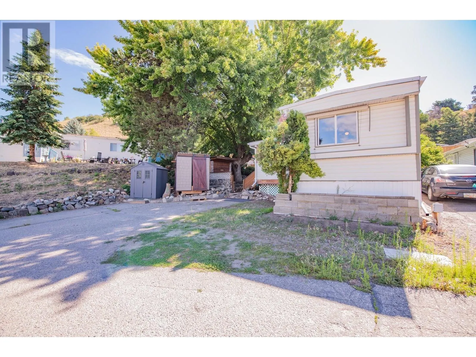 15401 Kalamalka Road Unit# 211
