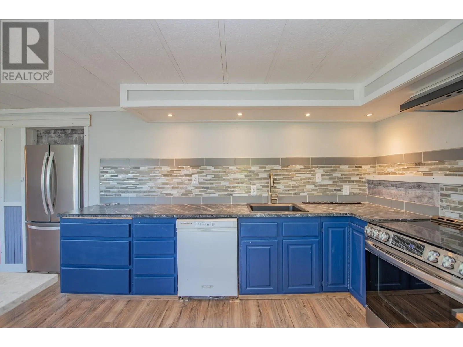 15401 Kalamalka Road Unit# 211