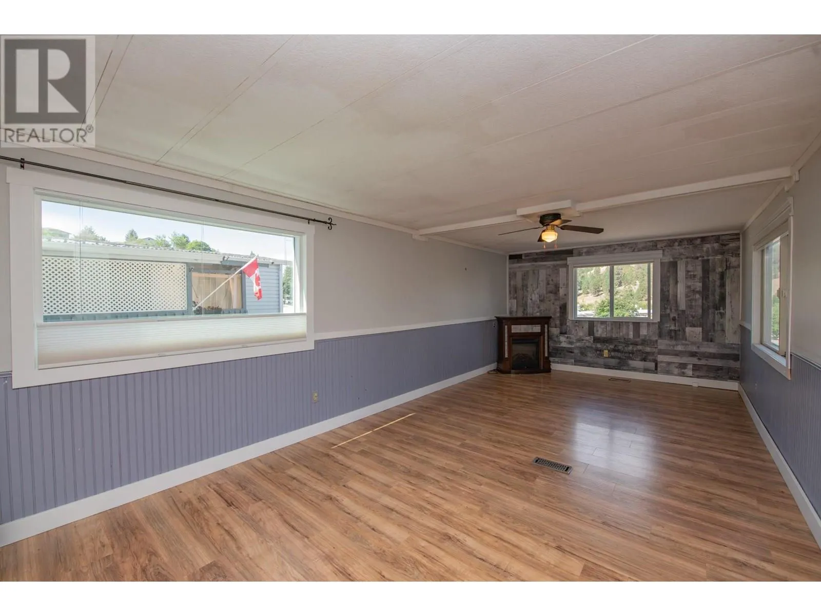 15401 Kalamalka Road Unit# 211