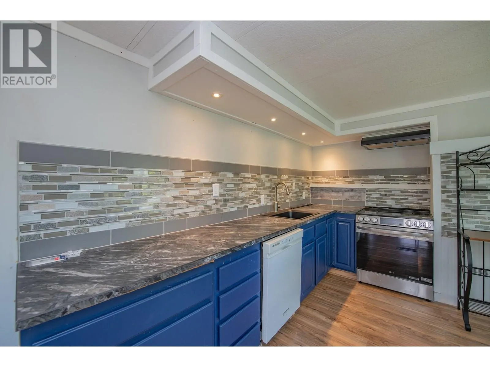 15401 Kalamalka Road Unit# 211