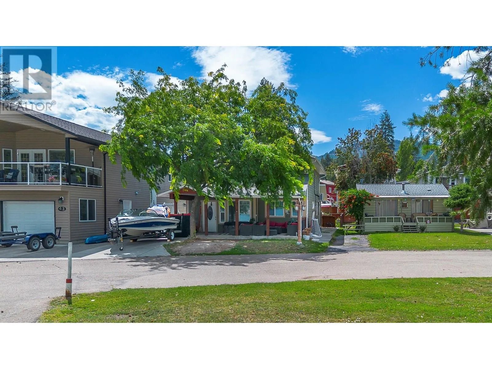 42 Lakeshore Drive