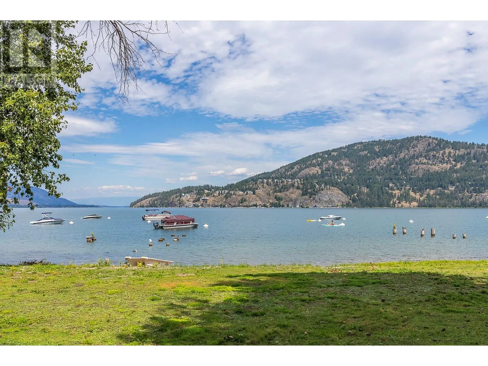 42 Lakeshore Drive