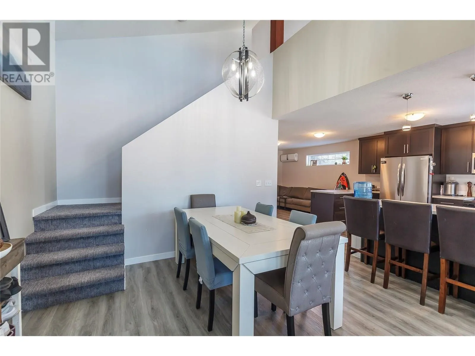 42 Lakeshore Drive
