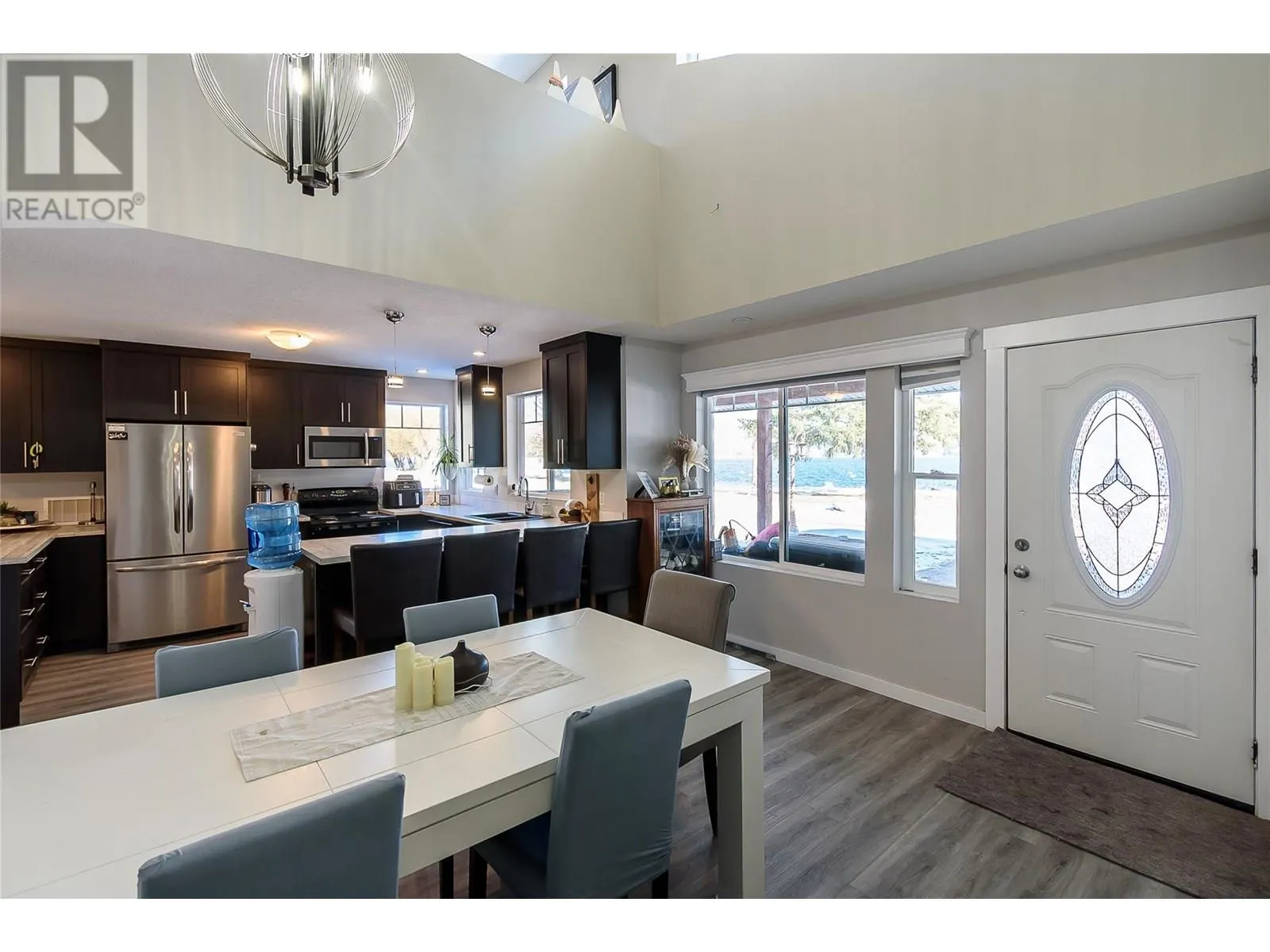 42 Lakeshore Drive