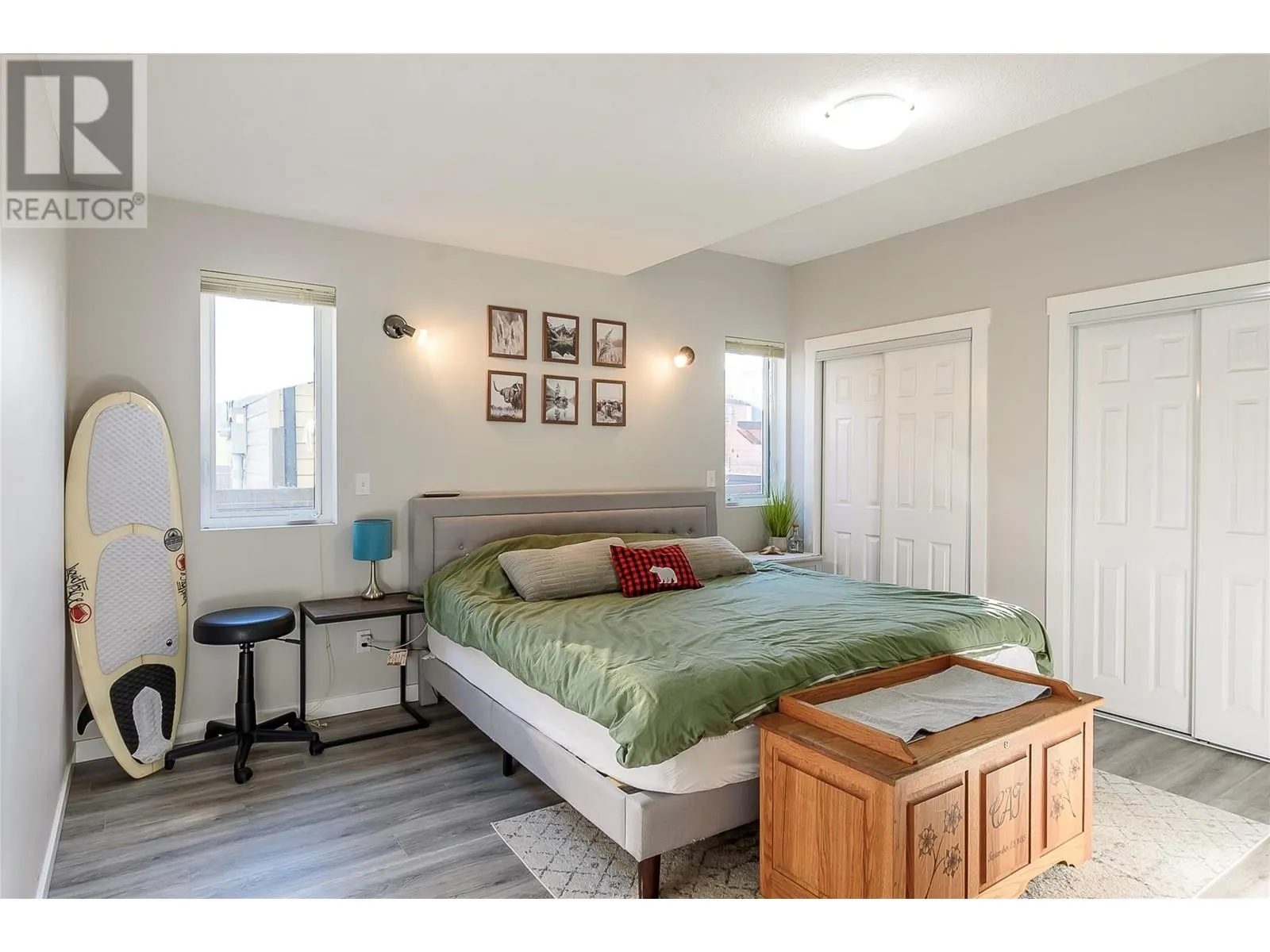 42 Lakeshore Drive