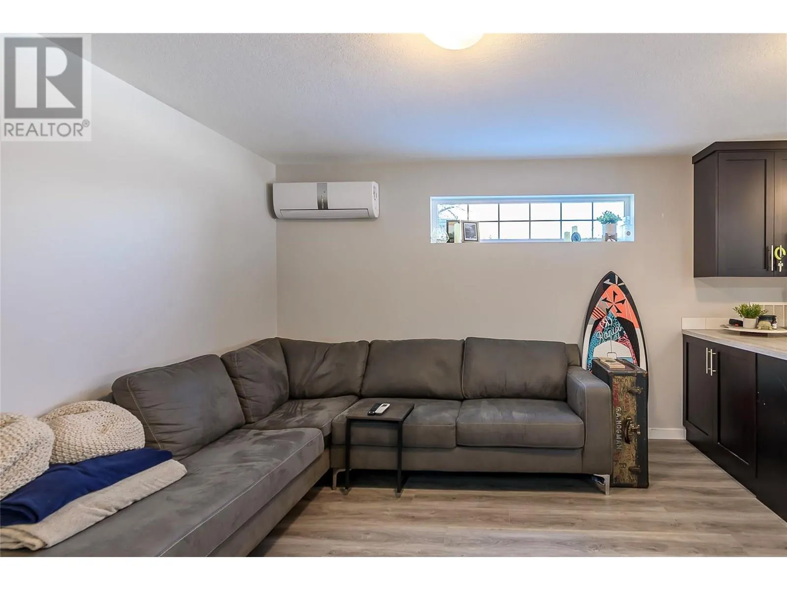 42 Lakeshore Drive