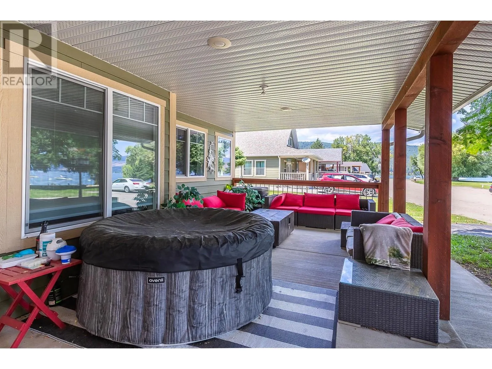 42 Lakeshore Drive