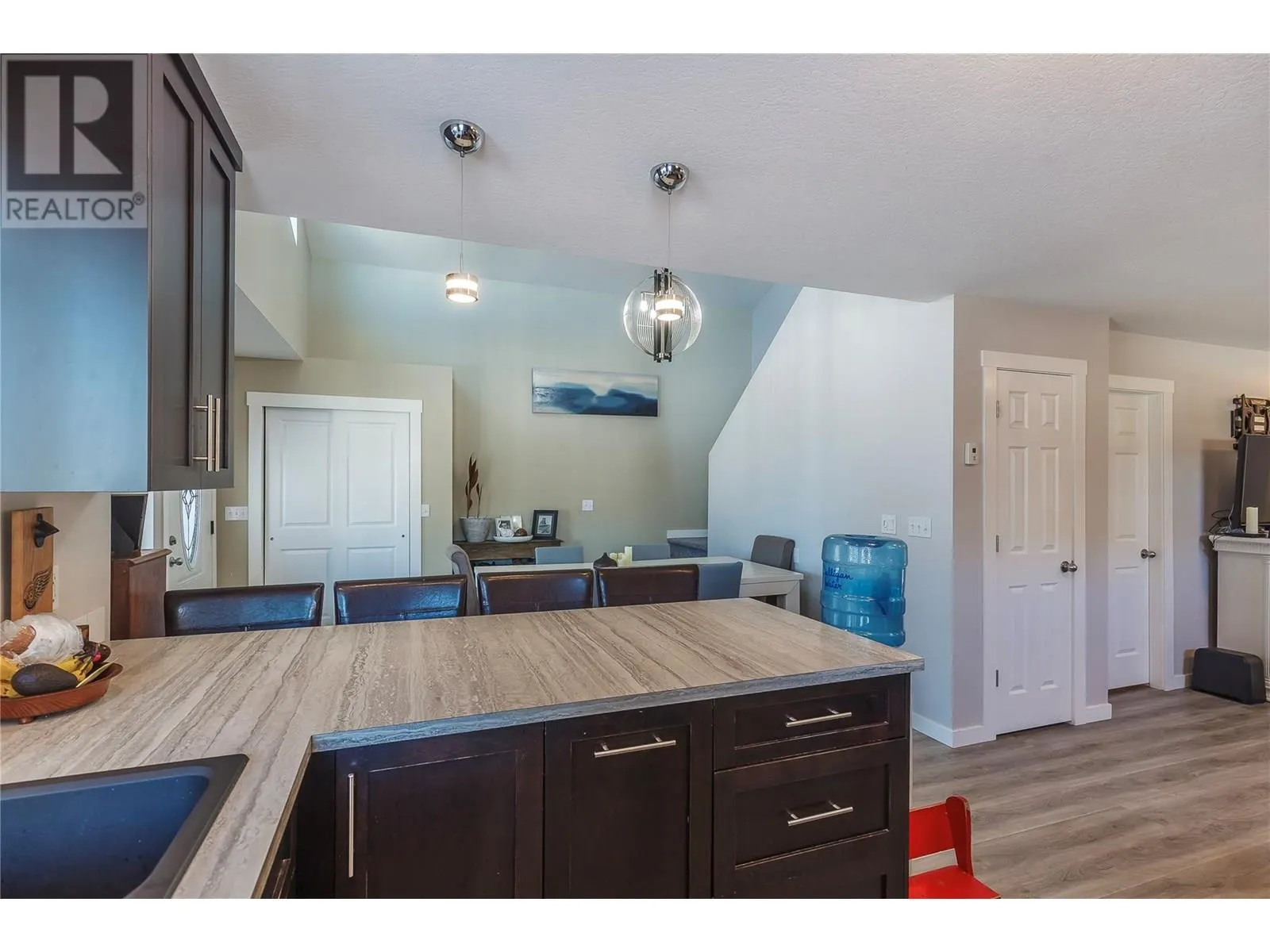 42 Lakeshore Drive