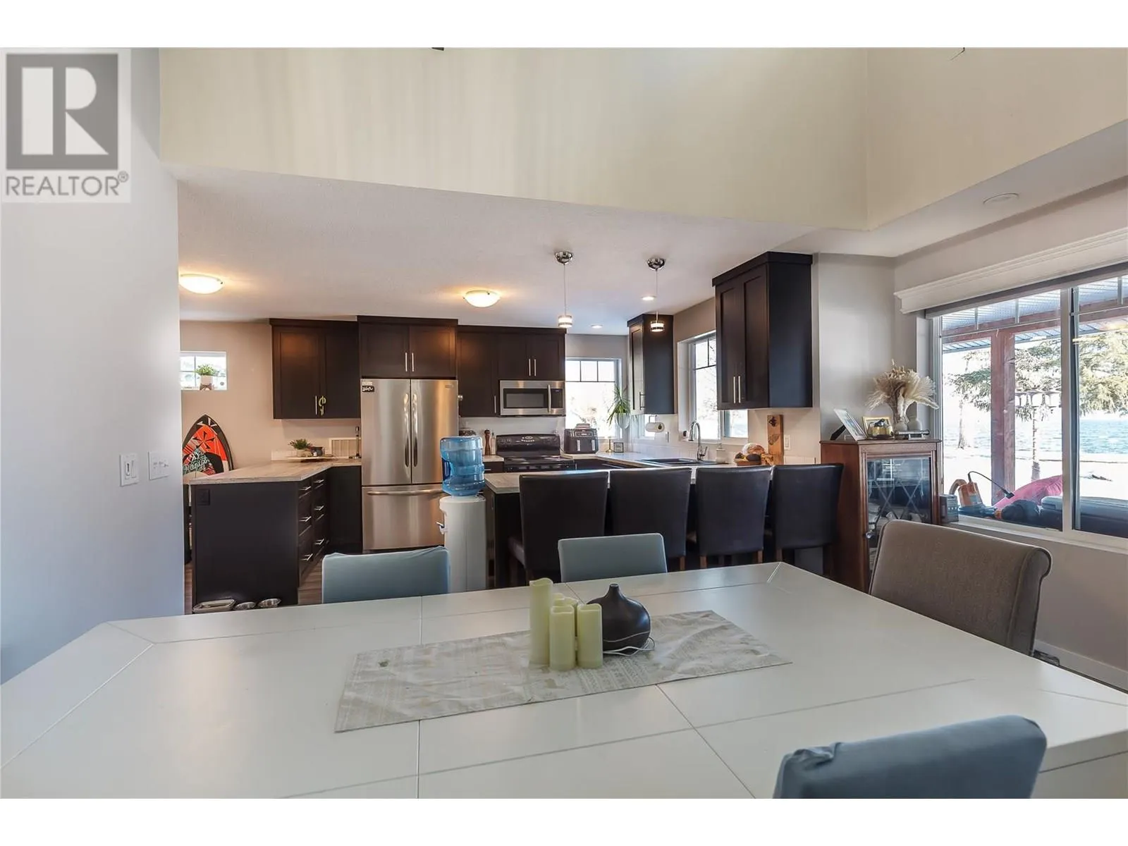 42 Lakeshore Drive