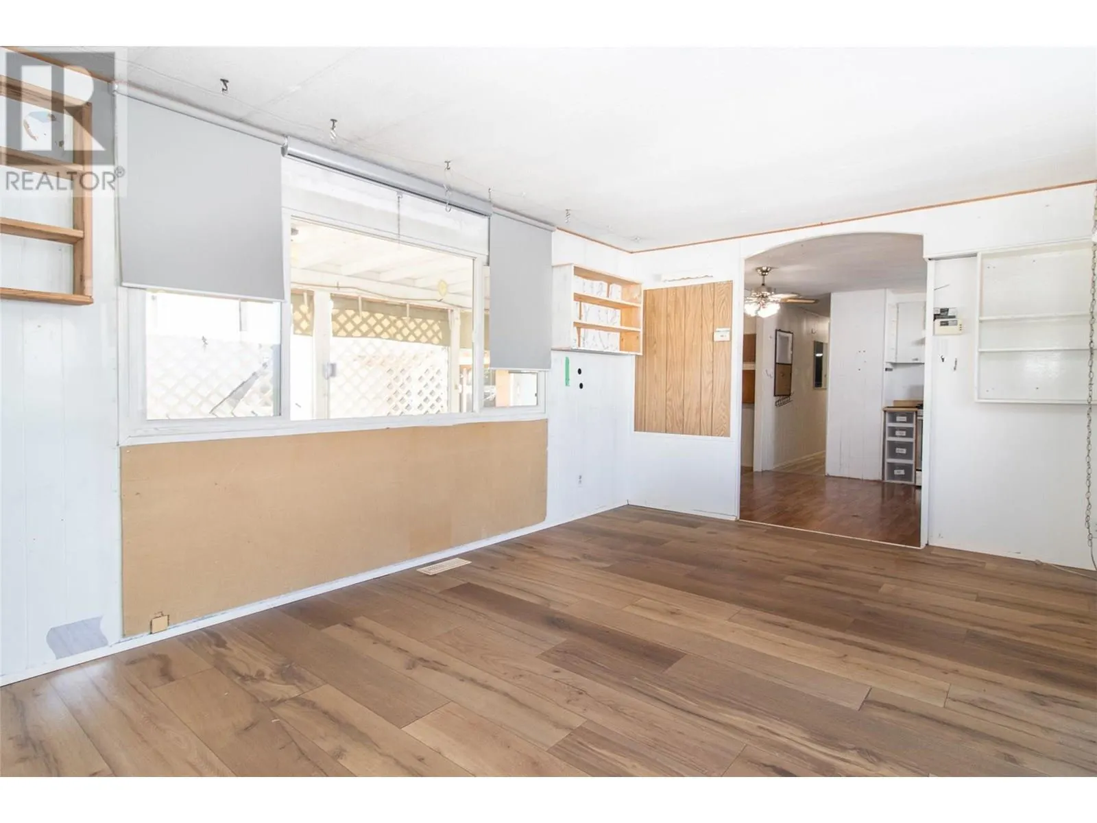 3745 Lakeshore Road Unit# 39