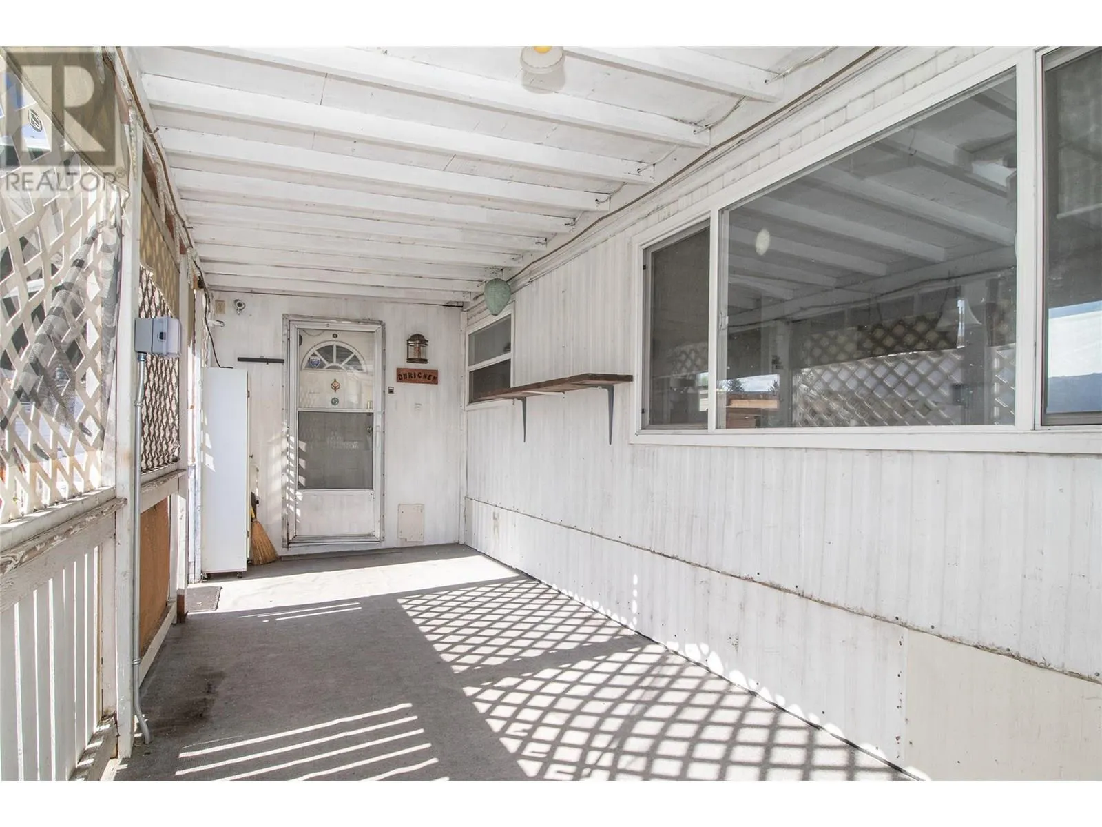 3745 Lakeshore Road Unit# 39