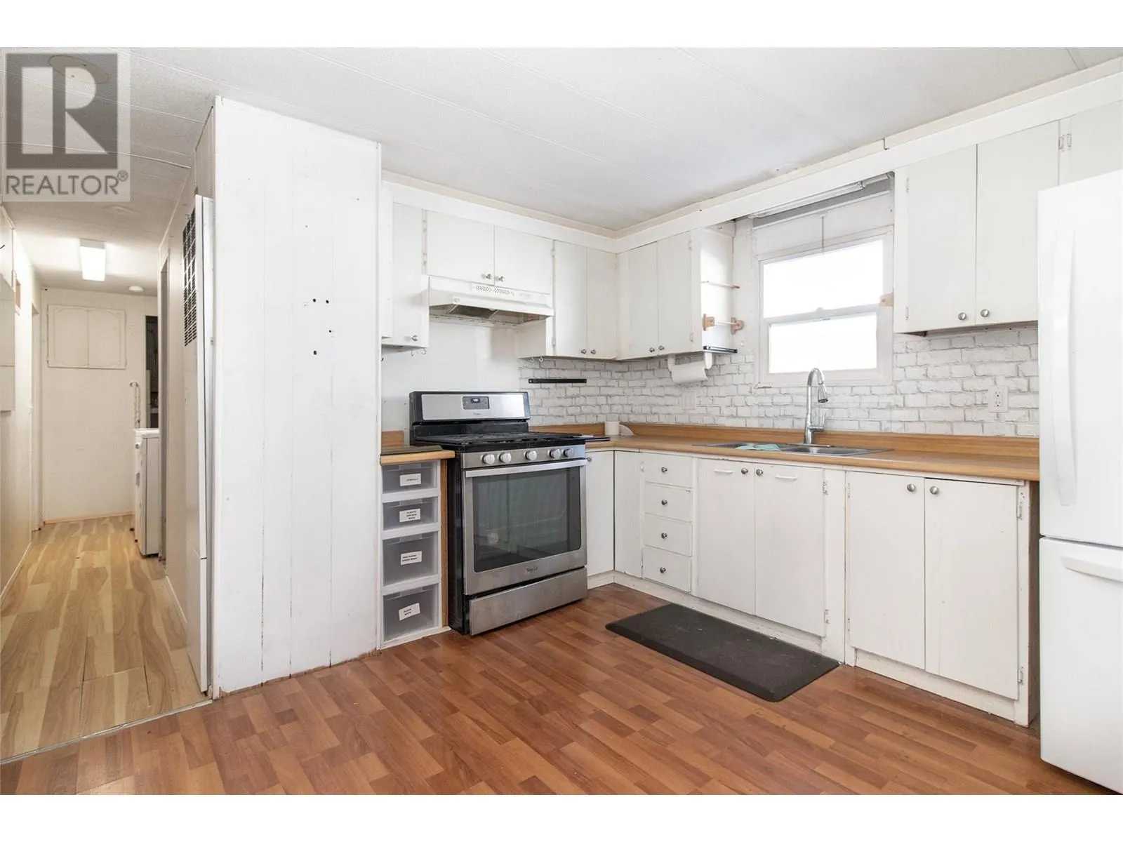3745 Lakeshore Road Unit# 39