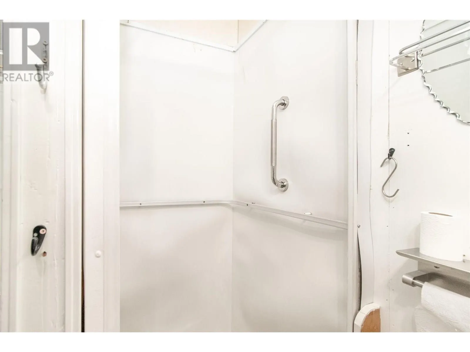 3745 Lakeshore Road Unit# 39