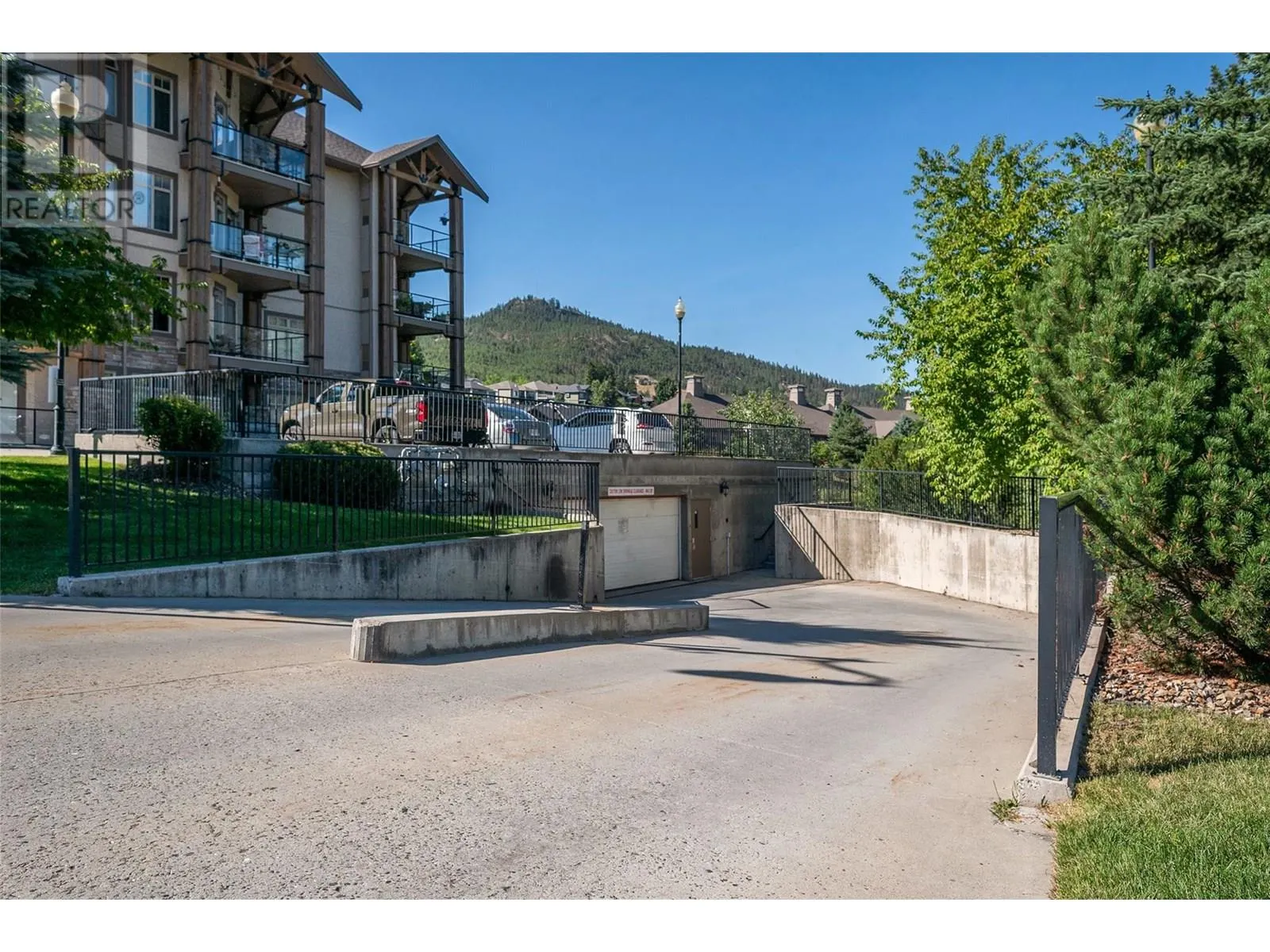2551 Shoreline Drive Unit# 112