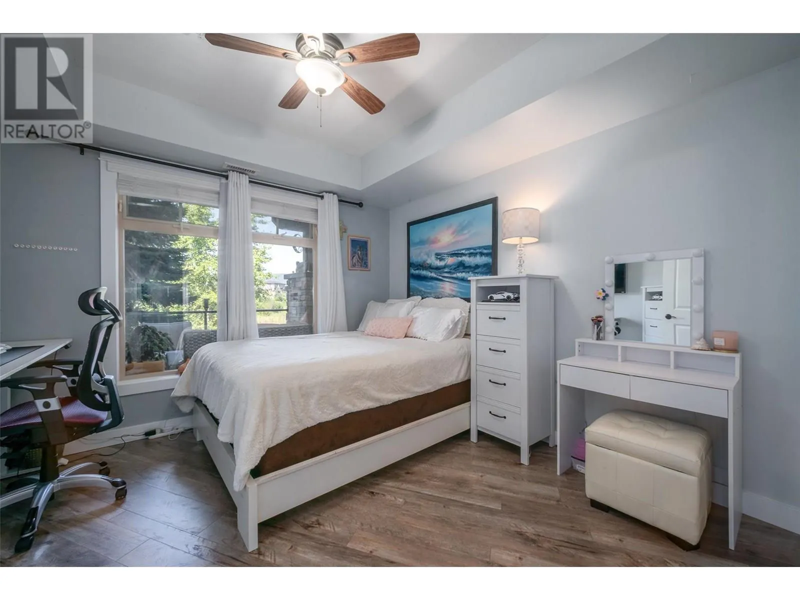2551 Shoreline Drive Unit# 112