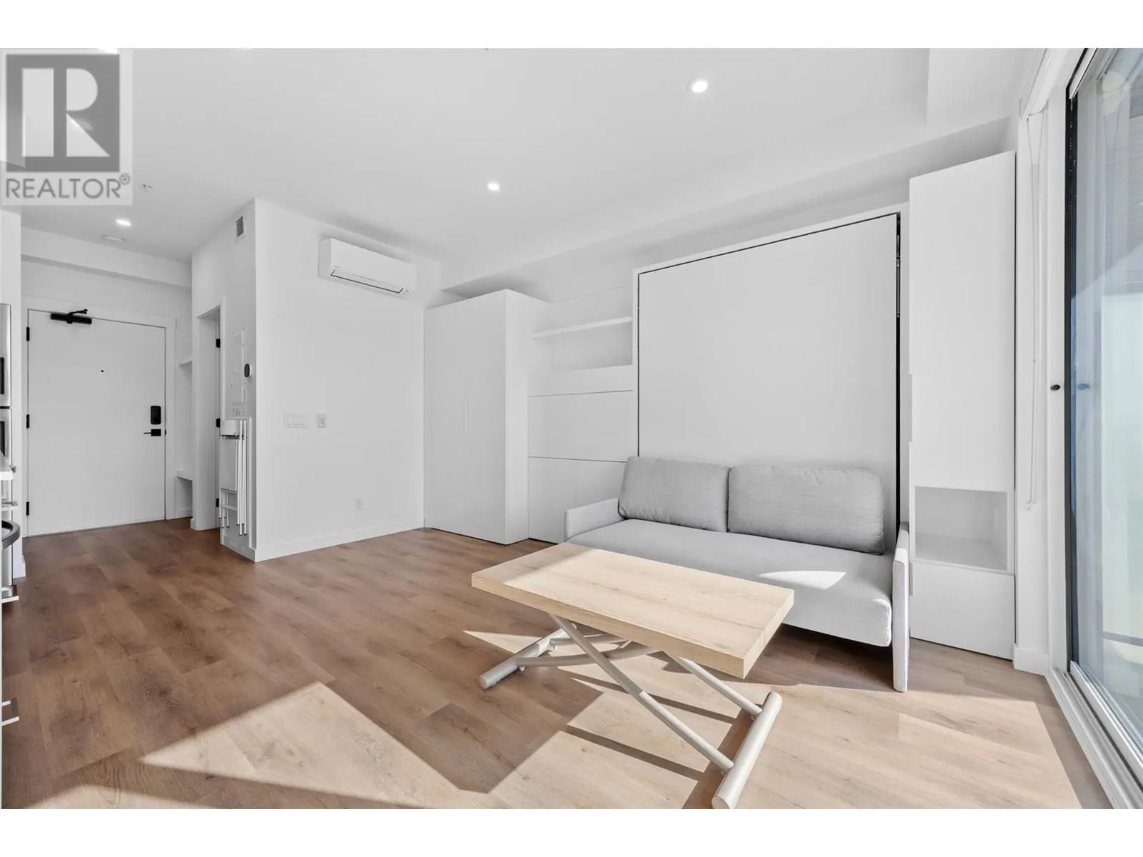 1274 Devonshire Avenue Unit# 411
