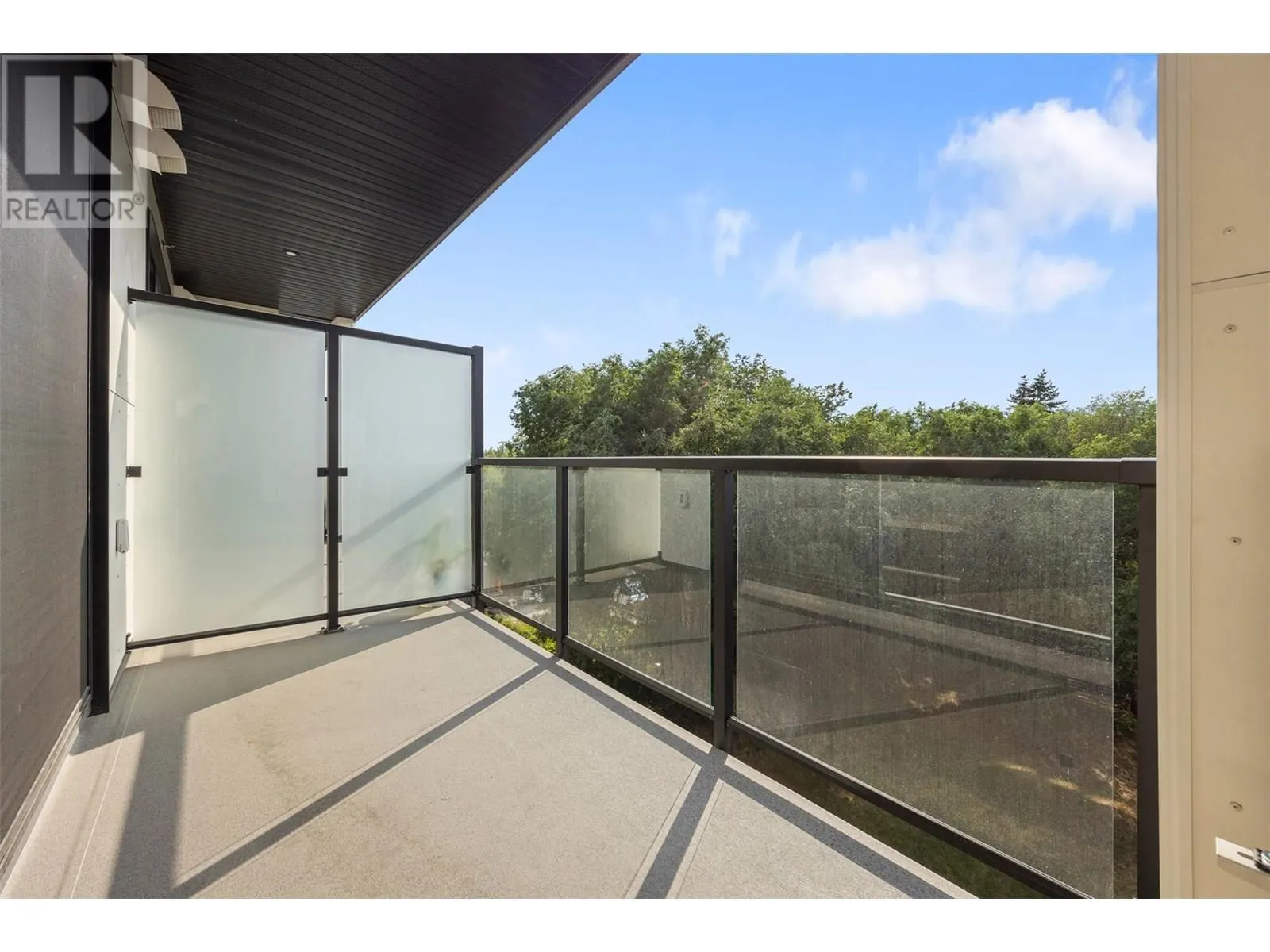 1274 Devonshire Avenue Unit# 411