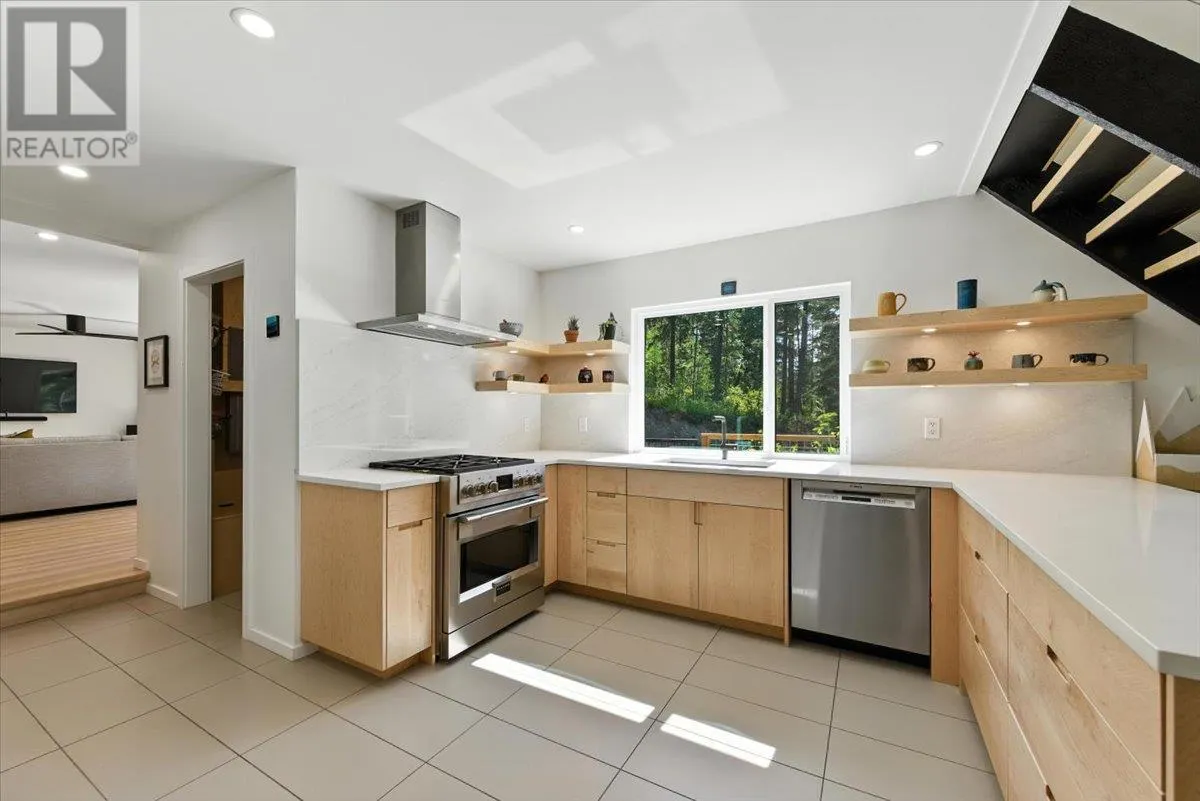 8280 Rogers Road