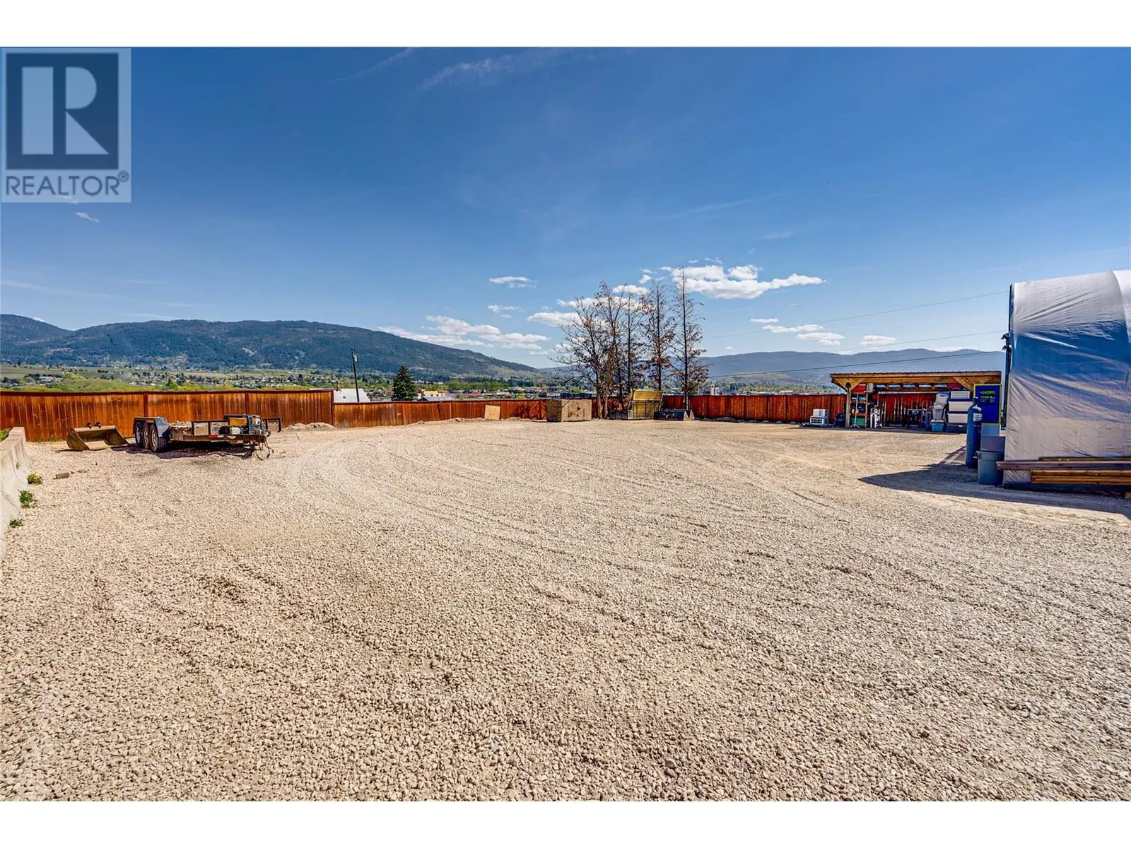 6049 Old Kamloops Road