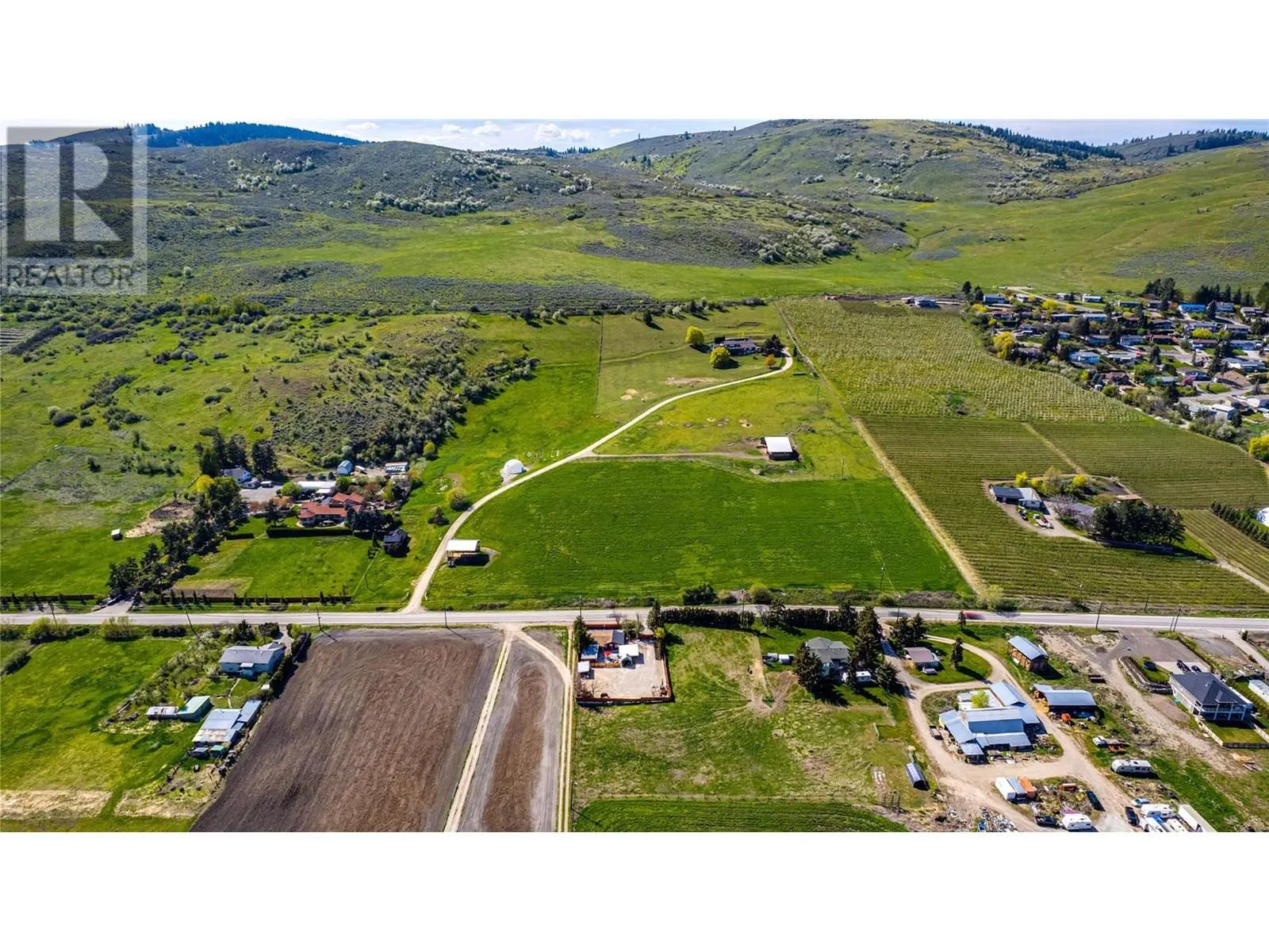 6049 Old Kamloops Road