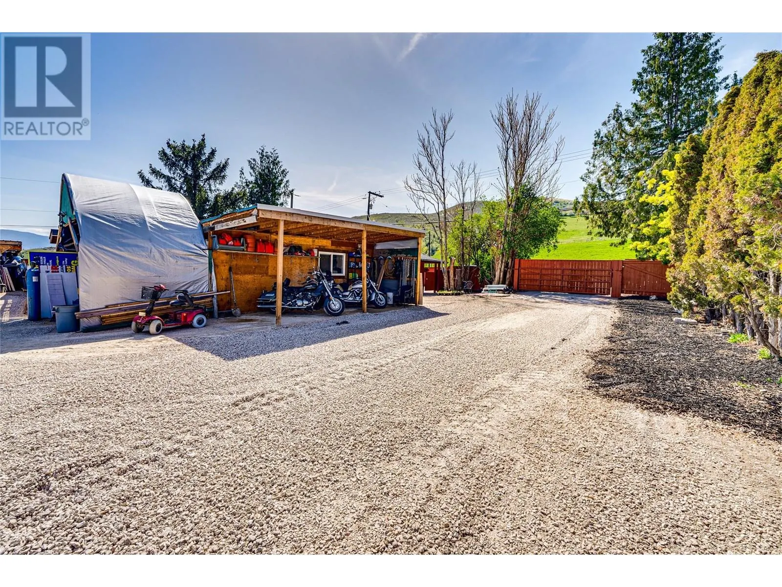 6049 Old Kamloops Road