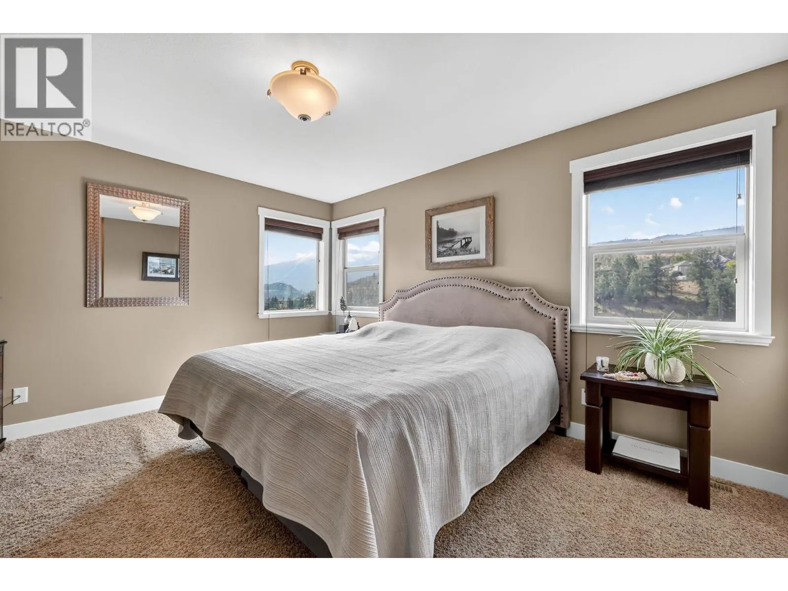 2200 Sunview Drive