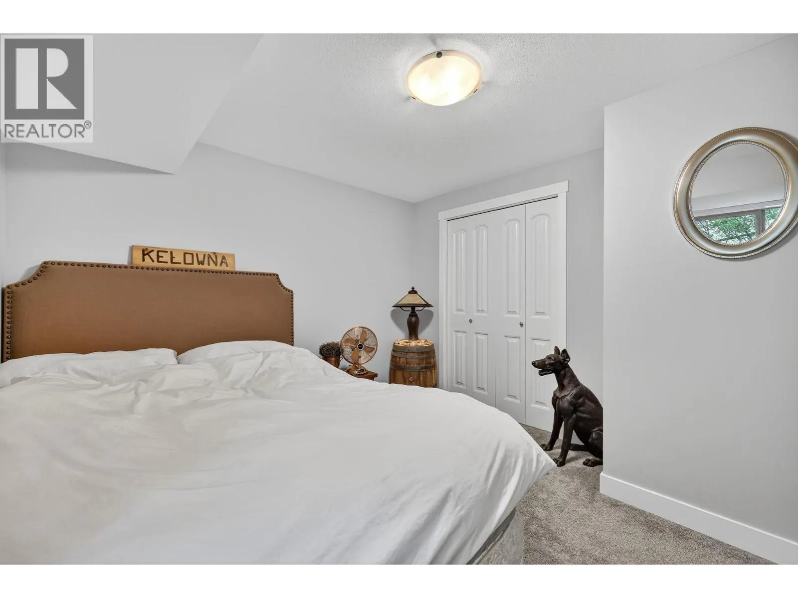 2200 Sunview Drive