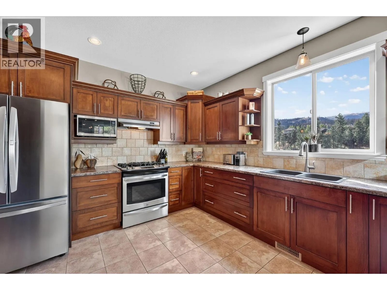 2200 Sunview Drive