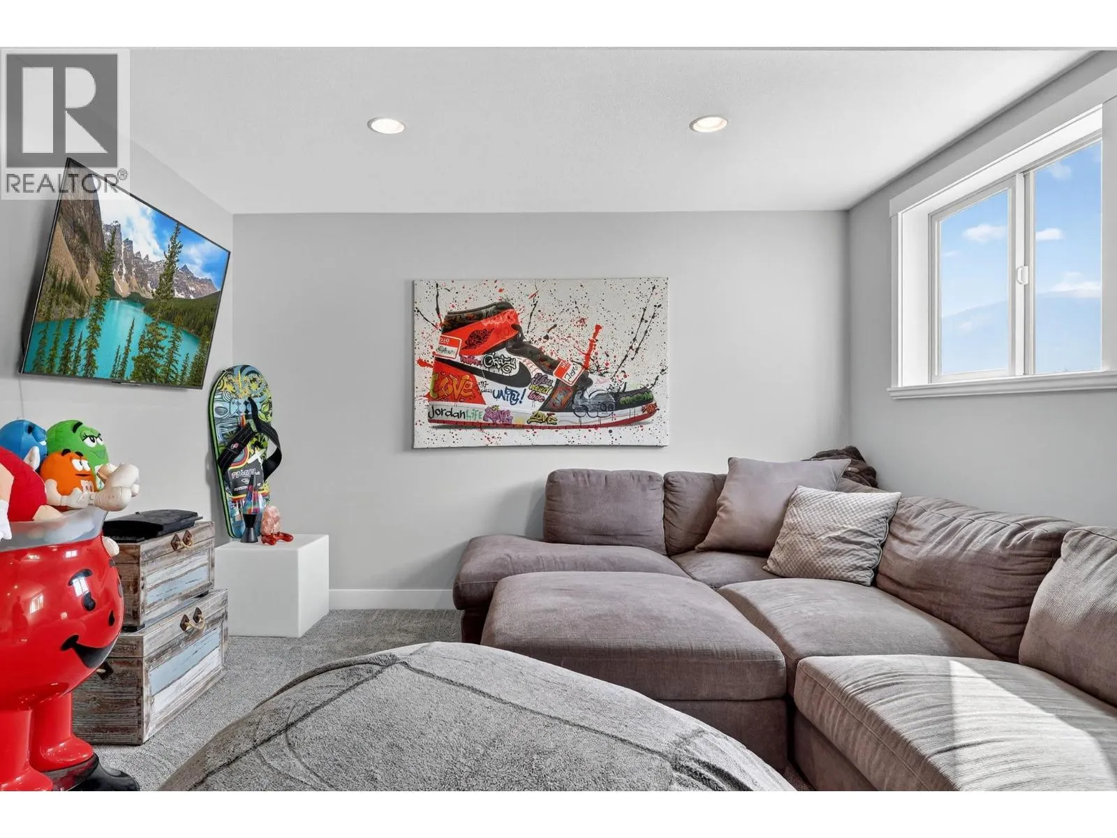 2200 Sunview Drive
