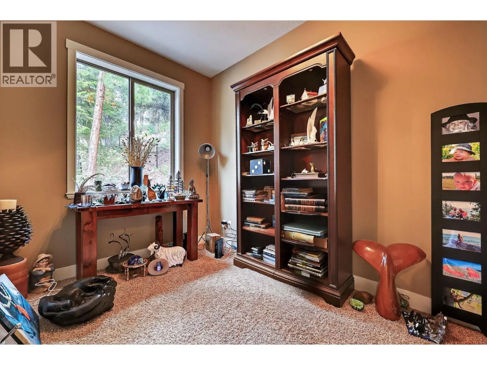 2200 Sunview Drive