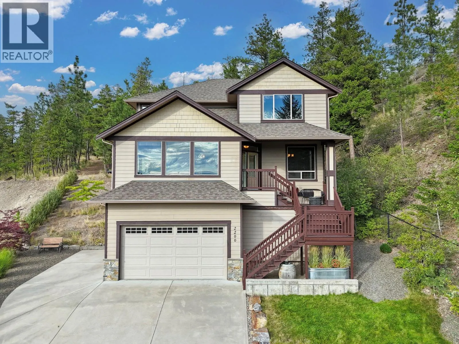 2200 Sunview Drive