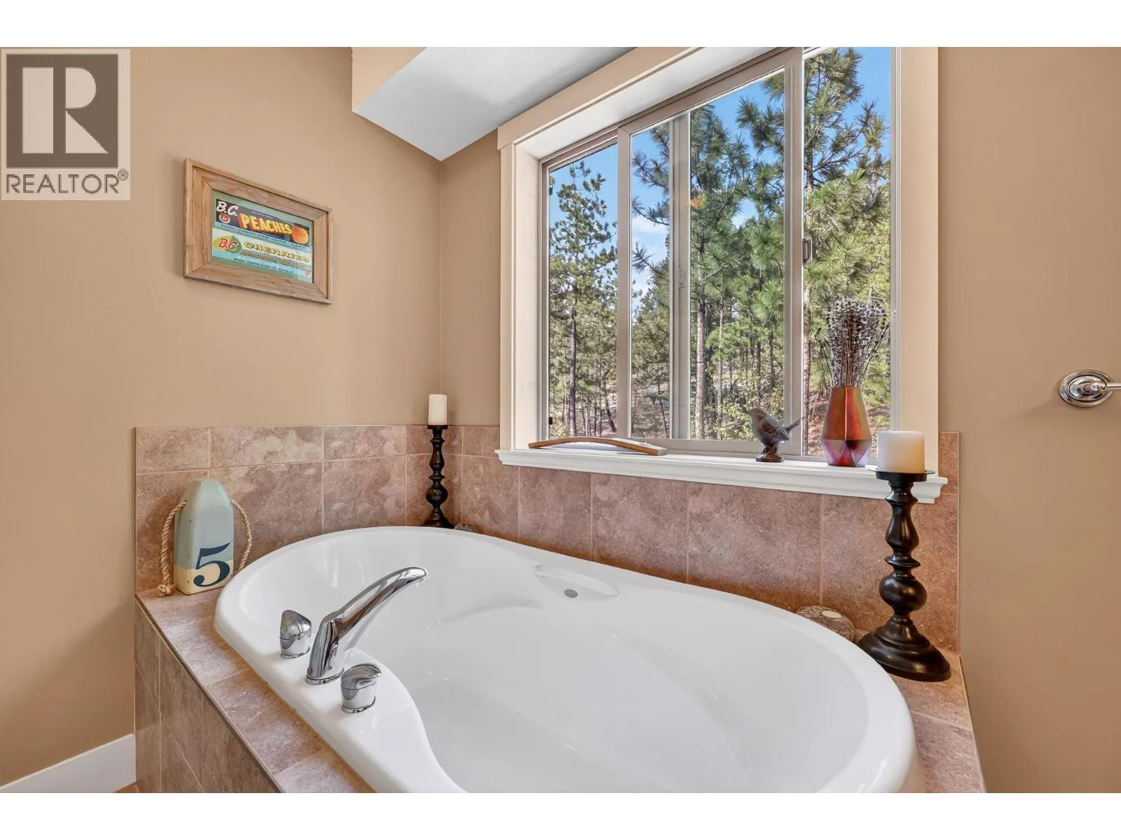 2200 Sunview Drive