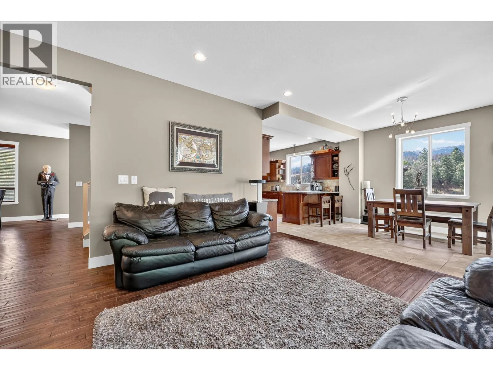 2200 Sunview Drive